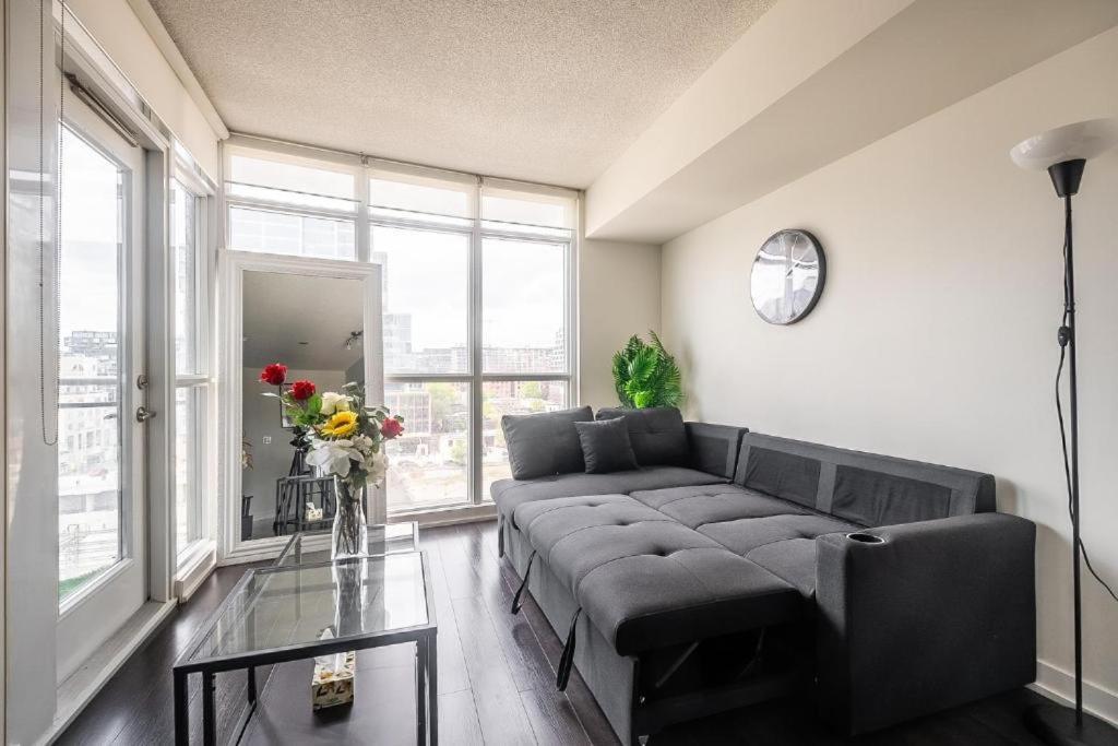 Cozy Condo In Downtown Toronto + Free Parking Zewnętrze zdjęcie