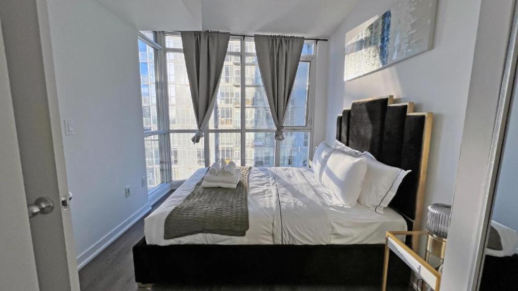 Cozy Condo In Downtown Toronto + Free Parking Zewnętrze zdjęcie